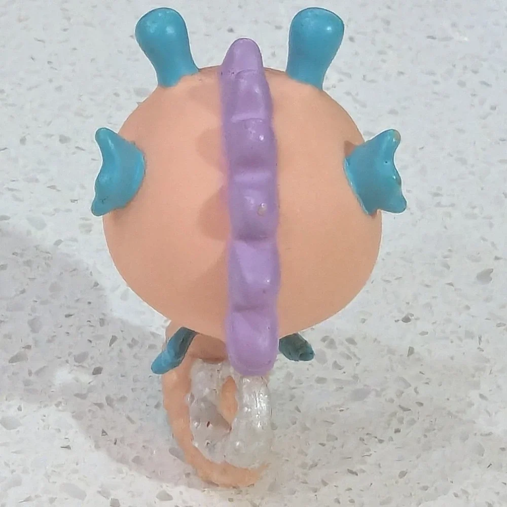 Hasbro Littlest Pet Shop Seahorse Peach Purple Teal Glitter Tail Figure #142